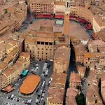 Residenza D'epoca Le Aquile B&B 3*