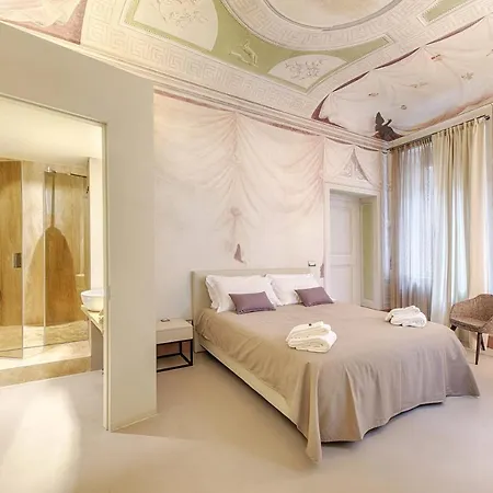 Residenza D'epoca Le Aquile 3* Сиена