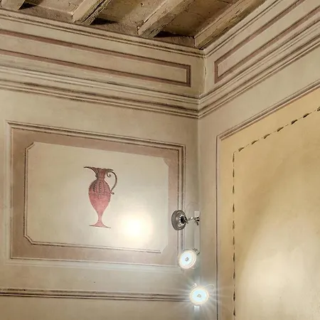 Residenza D'epoca Le Aquile Oda ve Kahvaltı Siena