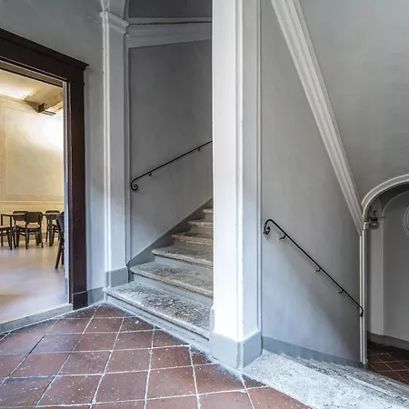 Residenza D'epoca Le Aquile 3* Сиена